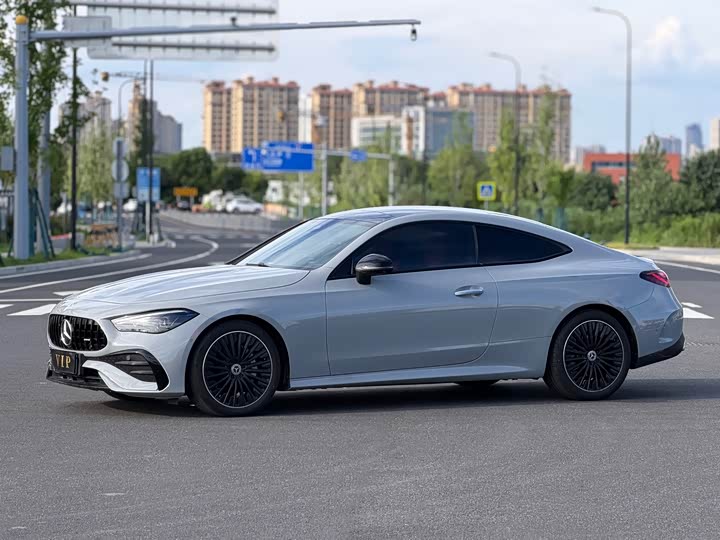 Mercedes-Benz CLE 300 4MATIC Luxury Coupe