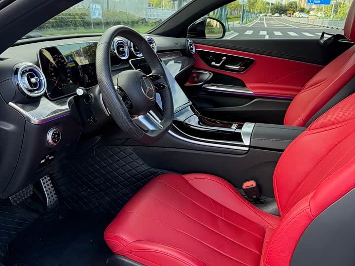 Mercedes-Benz CLE 300 4MATIC Luxury Coupe