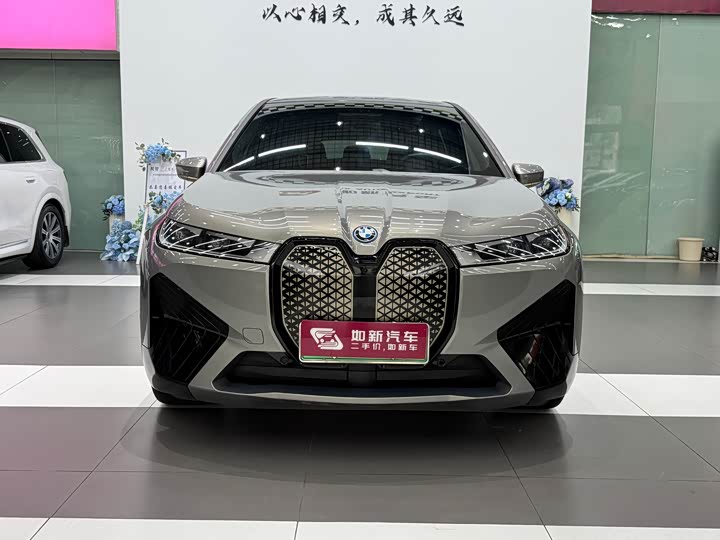 BMW iX 2023 M60