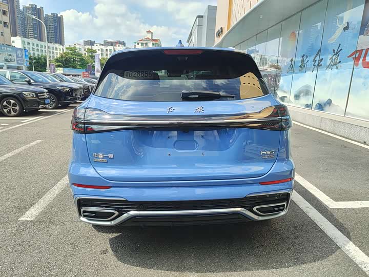 Hongqi HS5