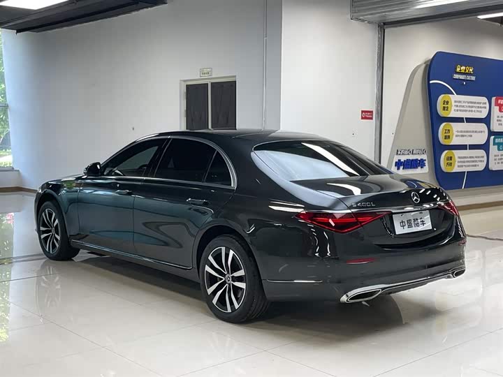 Mercedes-Benz S-Class S 400 L Luxury (2022 Facelift)