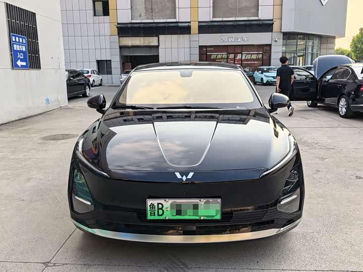 Wuling Starlight 2025