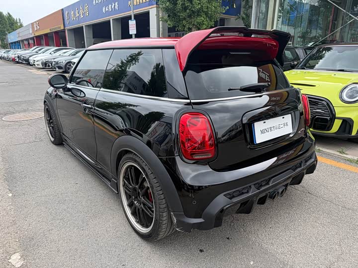 MINI 