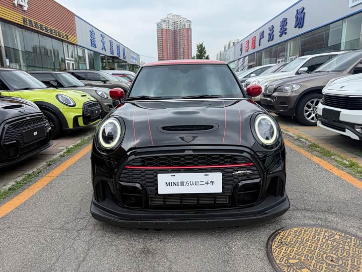 MINI 