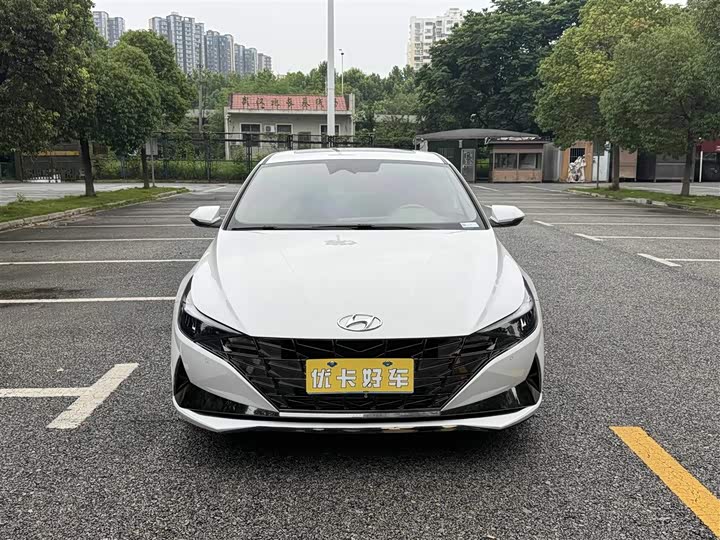 Beijing Hyundai Elantra 240 TG Di DCT LUX Premium