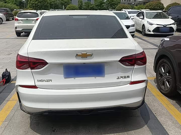 Chevrolet Monza