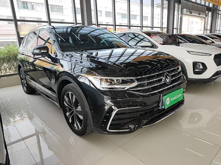 Volkswagen TiguanL 2024 Outstanding Edition