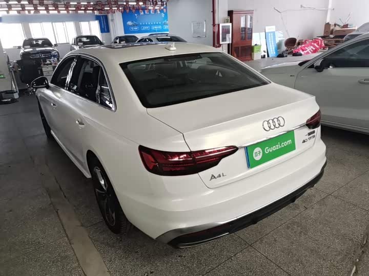 Audi A4L 40 TFSI Style Sport