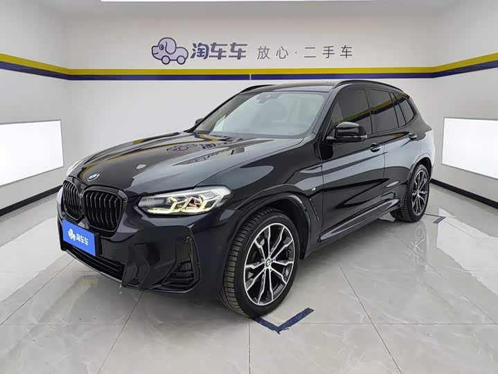 BMW X3 xDrive30i Leading M Night Package Facelift