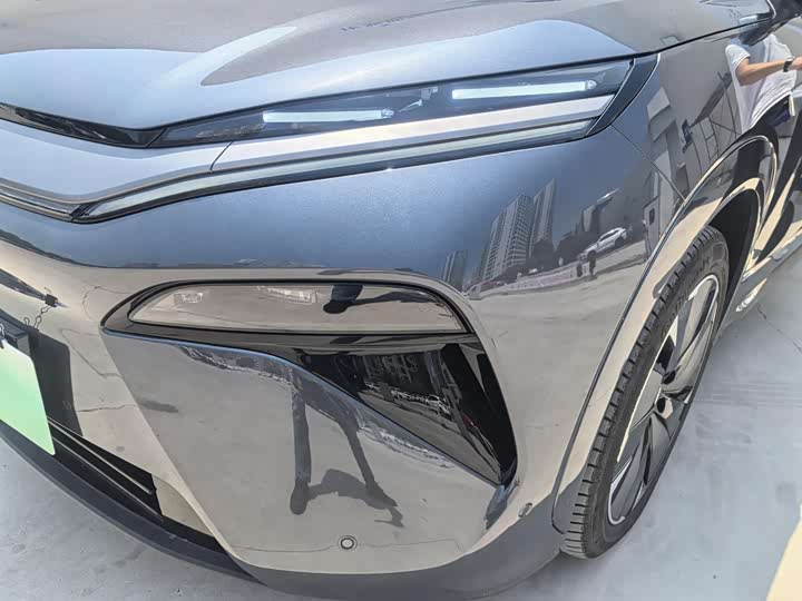 BYD Tang L