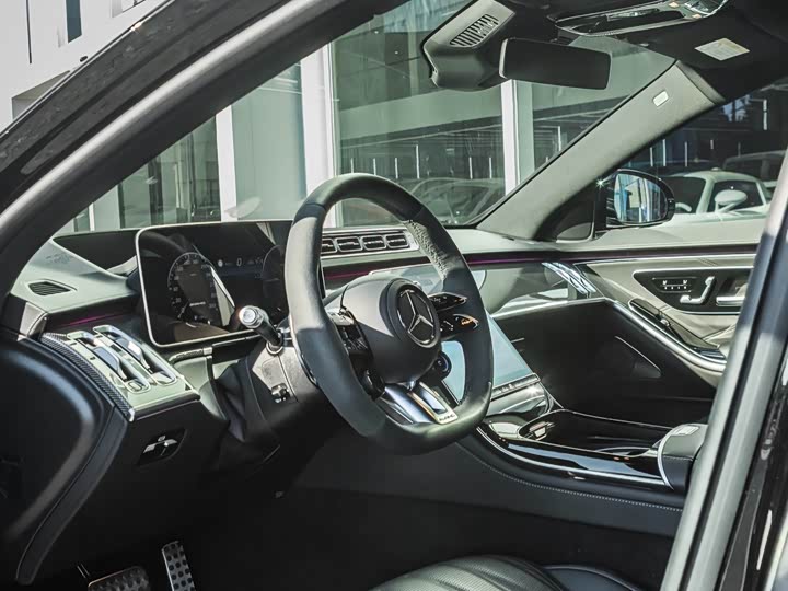 Mercedes-Benz AMG S 63 L E Performance