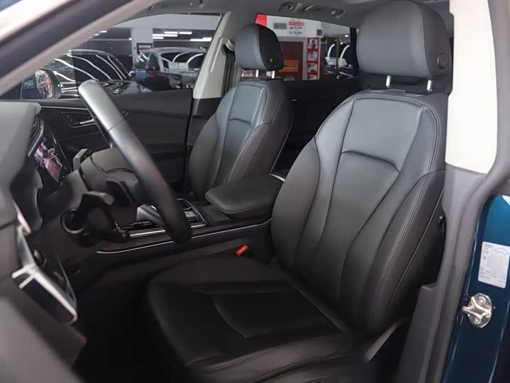Audi Q8 45 TFSI Luxury Zhiya