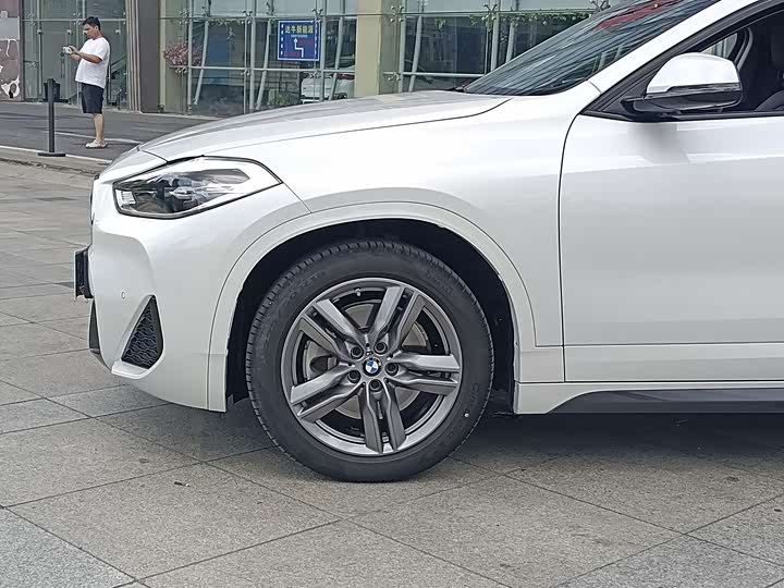 BMW X2 xDrive25i M Sport Package
