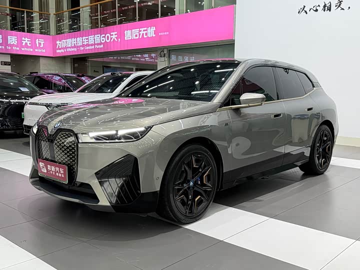BMW iX 2023 M60