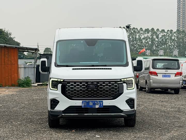 Ford Transit T8