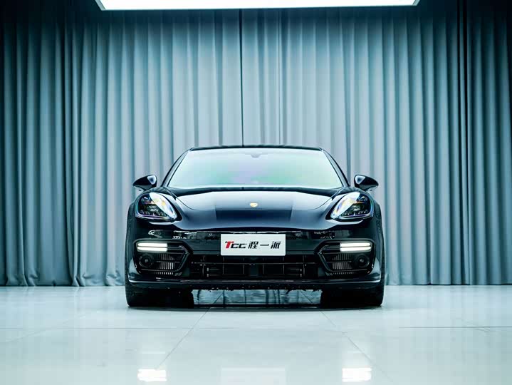 Porsche Panamera 4 Sport Turismo