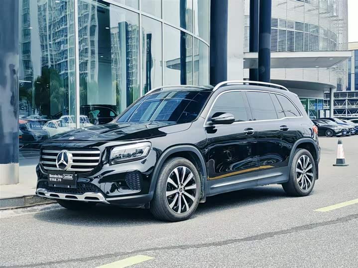 Mercedes-Benz GLB 220 Fashion