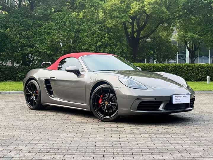 Porsche 718 Boxster