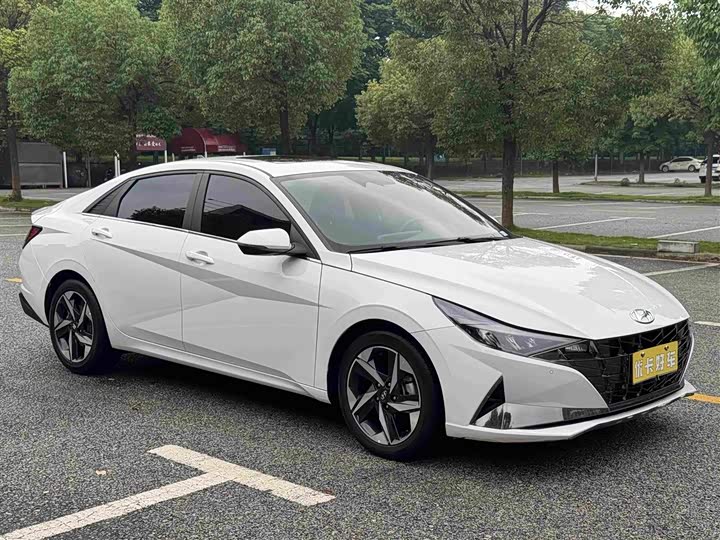Beijing Hyundai Elantra 240 TG Di DCT LUX Premium
