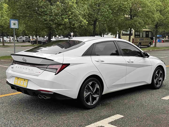 Beijing Hyundai Elantra 240 TG Di DCT LUX Premium