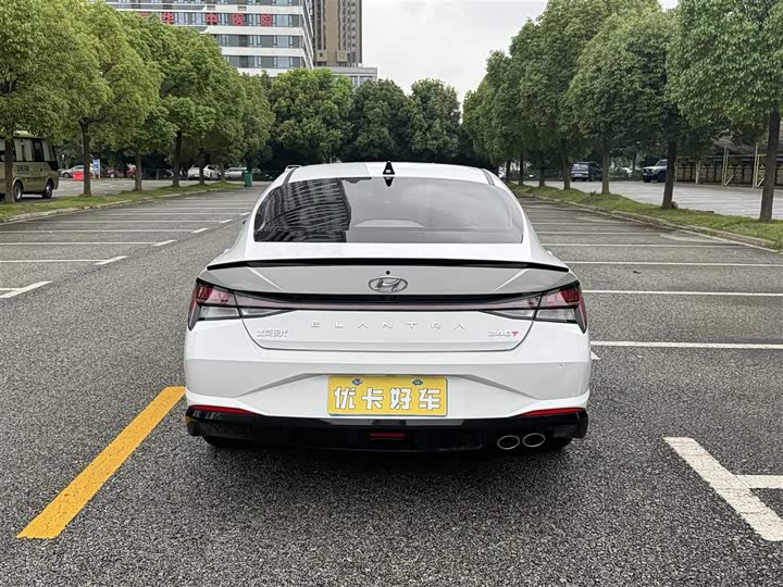 Beijing Hyundai Elantra 240 TG Di DCT LUX Premium