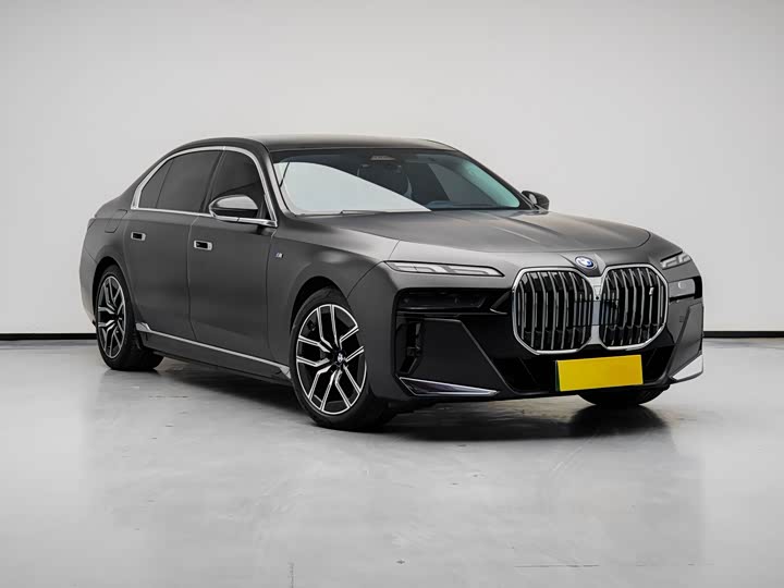 BMW i7 eDrive50L Leading M Sport Package