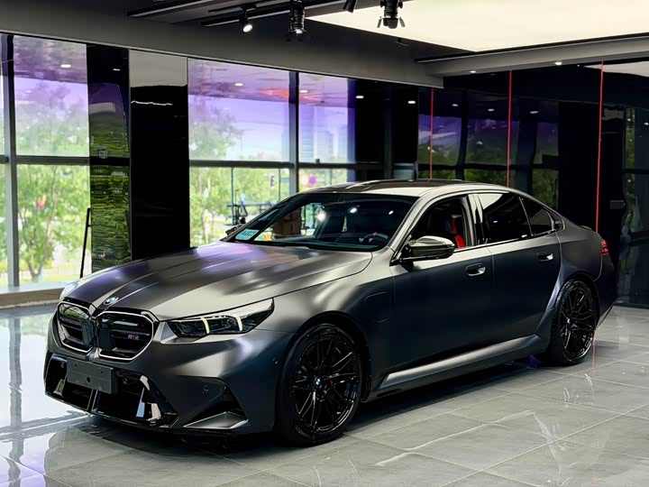 BMW M5