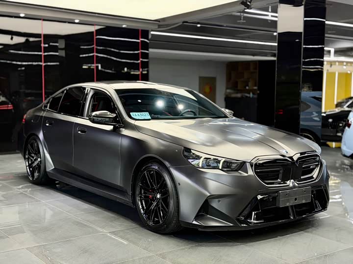 BMW M5