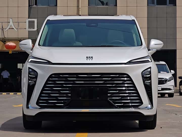 Buick GL8 Luzun Zhixiang
