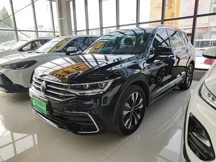 Volkswagen TiguanL 2024 Outstanding Edition