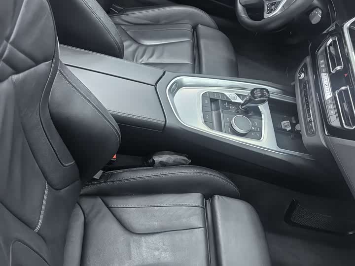BMW Z4 s Drive 25i M Sport Shadowline Package