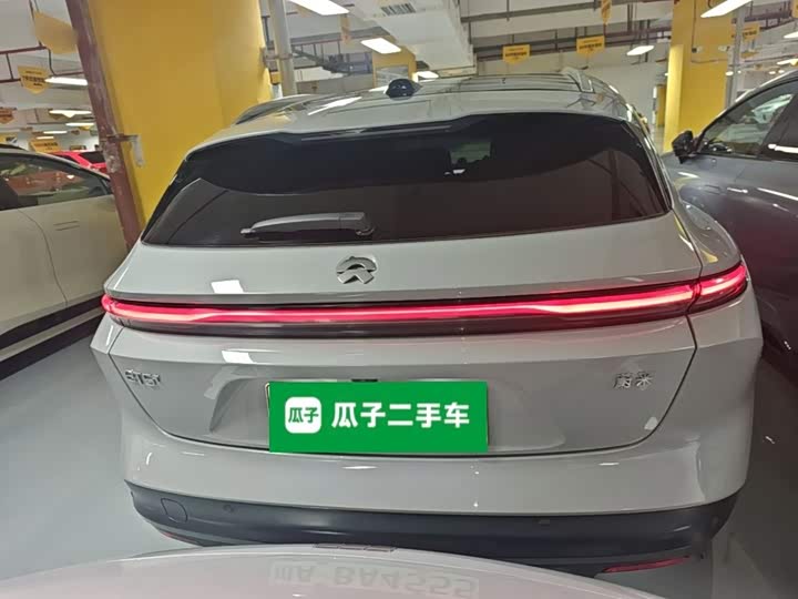 Nio ET5T