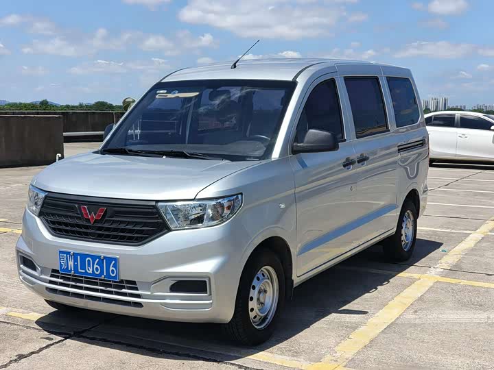 Wuling Hongguang V 1.5 Jingqu Hydraulic Power Assist LAR