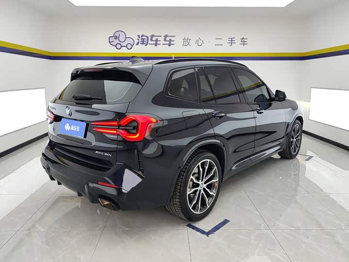 BMW X3 xDrive30i Leading M Night Package Facelift