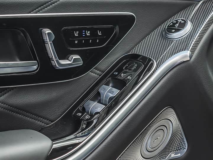 Mercedes-Benz AMG S 63 L E Performance