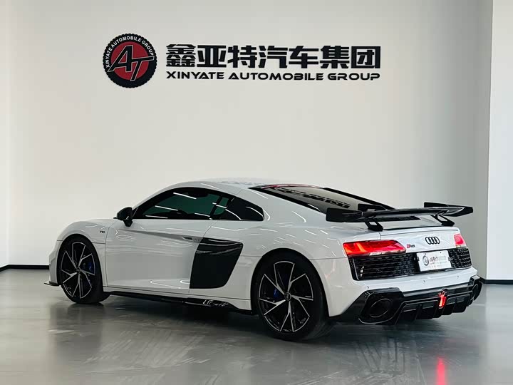 Audi R8 V10 Coupe Performance