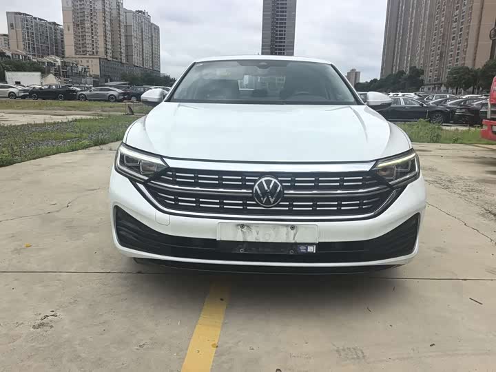 Volkswagen Sagitar 2023