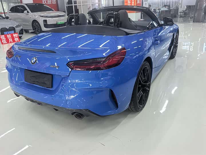 BMW Z4 s Drive 25i M Sport Shadowline Package