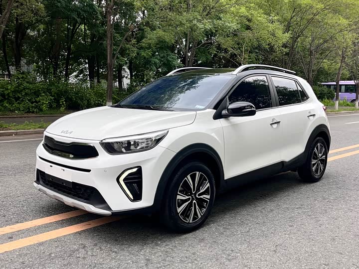 Kia KX3