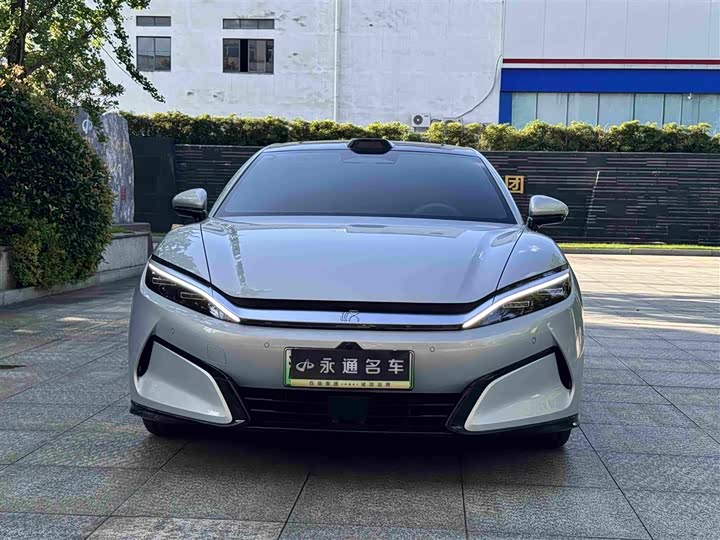 BYD Han L