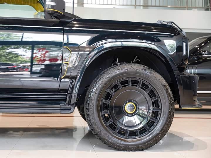 Mansory Bronco P520