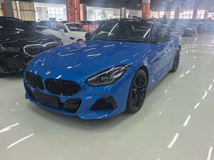 BMW Z4 s Drive 25i M Sport Shadowline Package