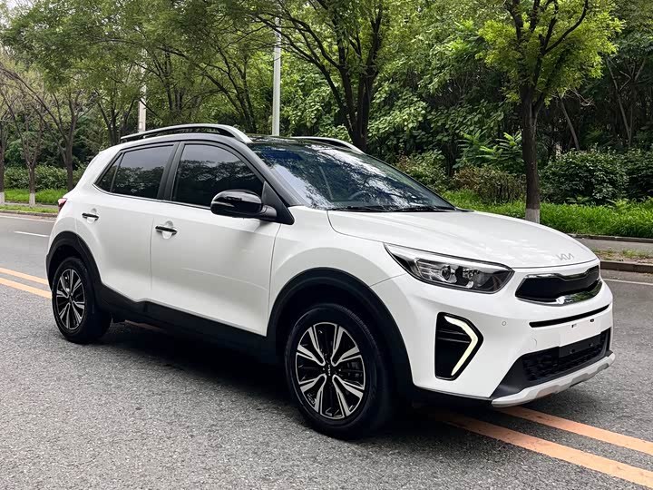 Kia KX3