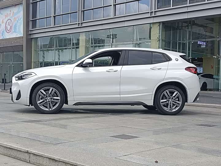 BMW X2 xDrive25i M Sport Package