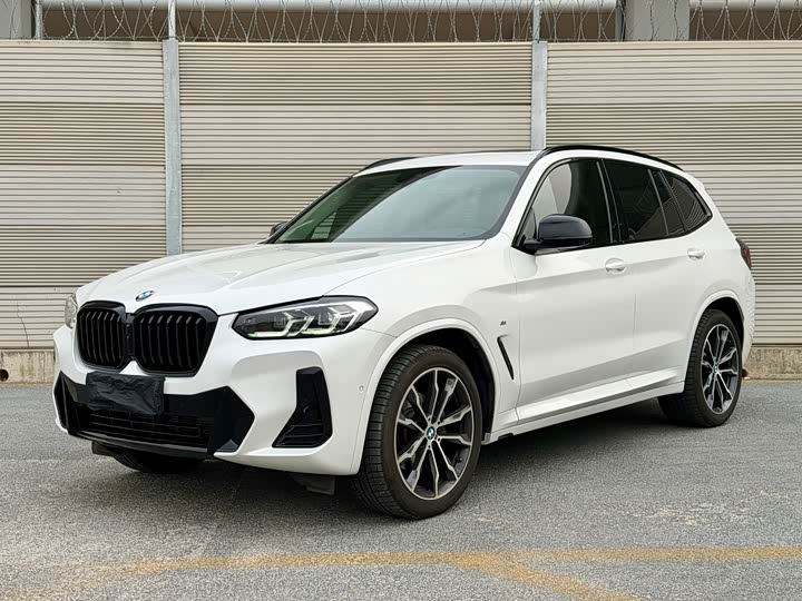BMW X3 xDrive30i Leading M Night Package Facelift