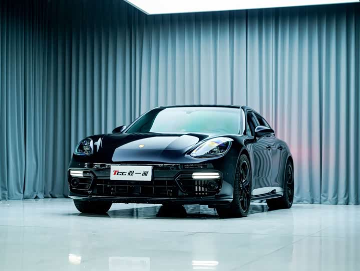 Porsche Panamera 4 Sport Turismo