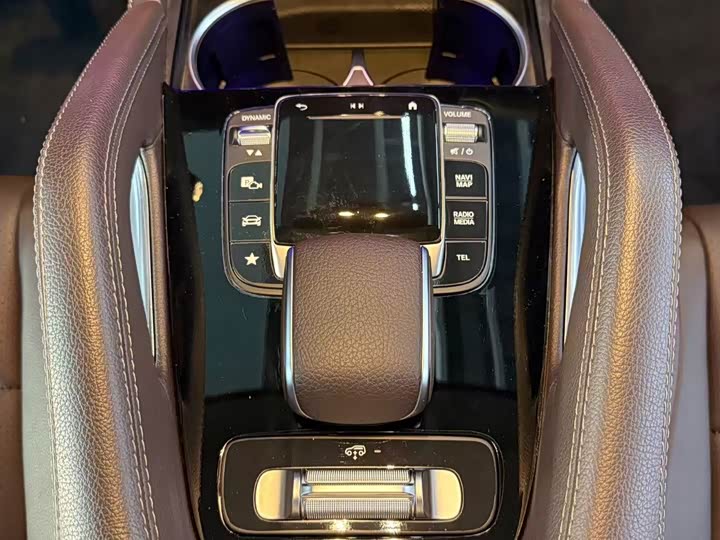 Mercedes-Benz GLS 450 4MATIC Fashion