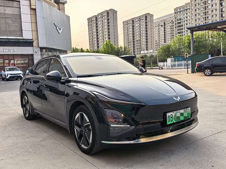 Wuling Starlight 2025