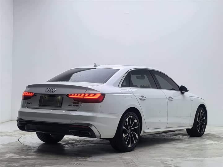 Audi A4L 40 TFSI Style Sport