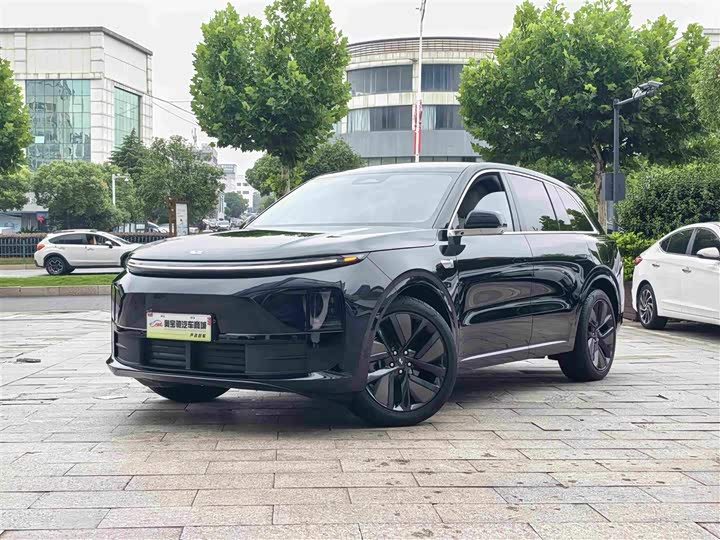 Li Auto L6